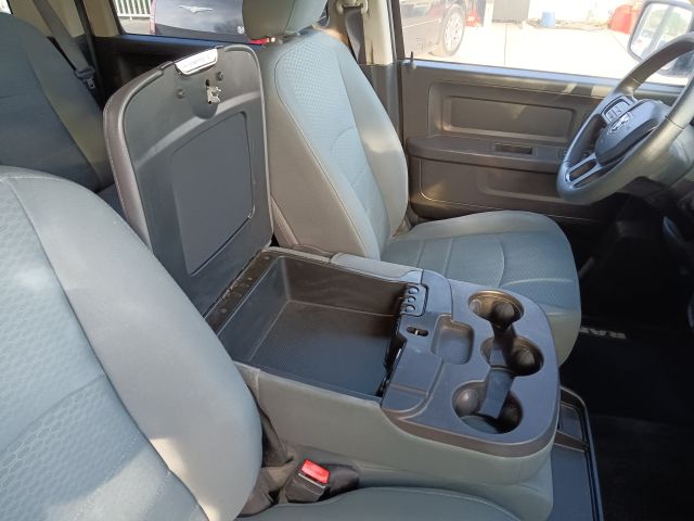 2015 RAM1500 4X4 HEMI (13).jpg